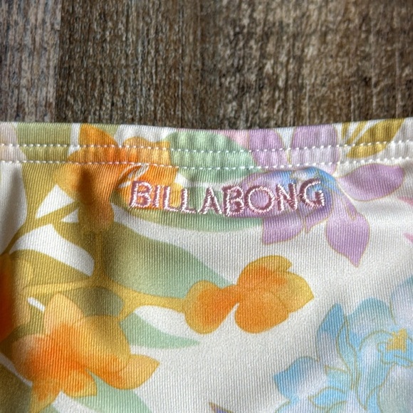 Billabong | Peaceful Palms Lowrider Bikini Bottoms - Picture 7 of 9